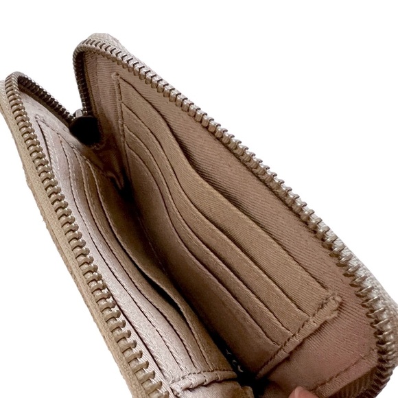 Fossil Genuine Leather Shiny Beige zip up card holder wallet - Picture 3 of 10